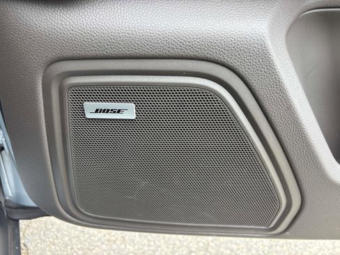 Used 2022 Porsche Macan image 16