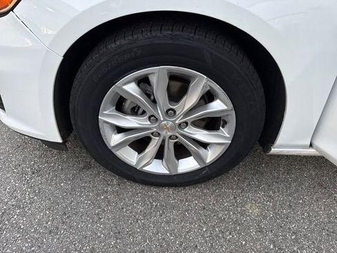 Certified 2024 Chevrolet Malibu LT image 26