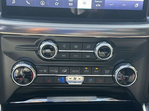 Used 2023 Ford F150 Raptor w/ Raptor Carbon Fiber Package AWD/4WD image 17