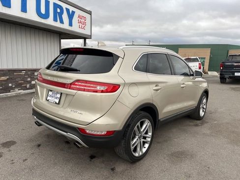 Used 2017 Lincoln MKC Reserve image 11