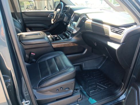 Used 2019 GMC Yukon XL Denali RWD image 21