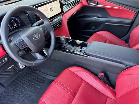 Used 2025 Toyota Camry XSE w/ Premium Package AWD/4WD image 11