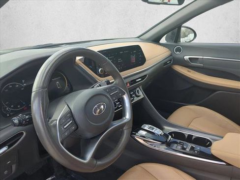 Used 2023 Hyundai Sonata Limited w/ Cargo Package image 10