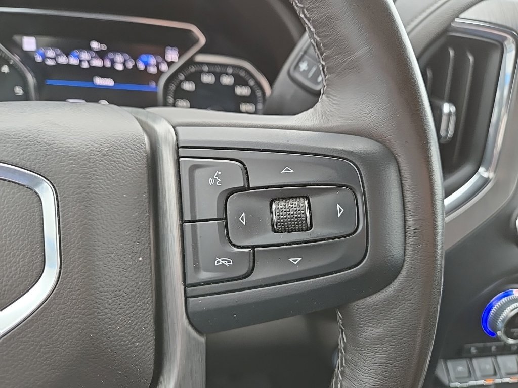 Used 2022 GMC Sierra 1500 Denali w/ Driver Alert Package II AWD/4WD image 23