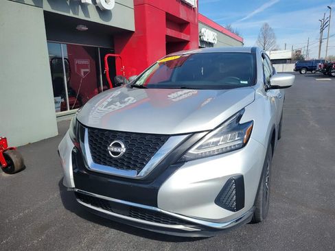 Used 2023 Nissan Murano S FWD image 3
