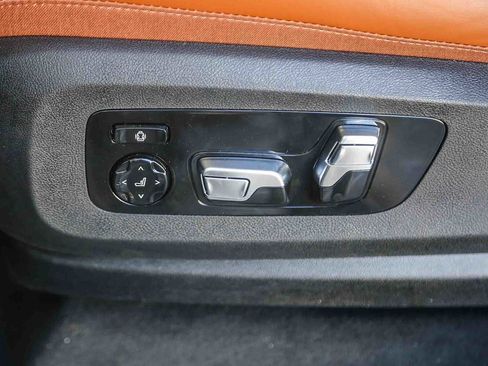 New 2026 BMW ALPINA XB7 image 19