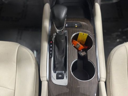 Used 2024 Chevrolet Malibu LT image 17