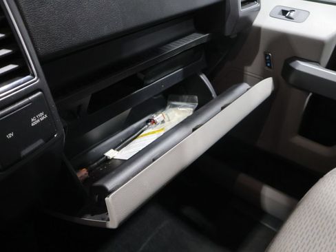 Used 2019 Ford F150 XLT w/ Equipment Group 302A Luxury AWD/4WD image 30