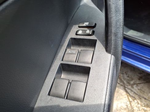 Used 2015 Toyota Corolla S FWD image 12