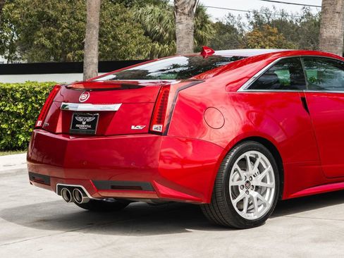 Used 2011 Cadillac CTS V w/ Wood Trim Package image 7
