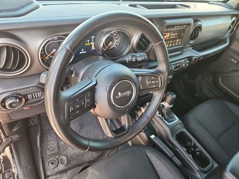 Used 2020 Jeep Wrangler Sport AWD/4WD image 10