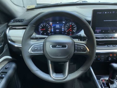 Used 2024 Jeep Compass Limited AWD/4WD image 15