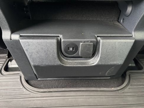 Used 2024 Ford F150 XLT w/ Tow/Haul Package image 38