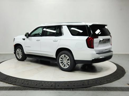 Used 2024 GMC Yukon SLT RWD image 6