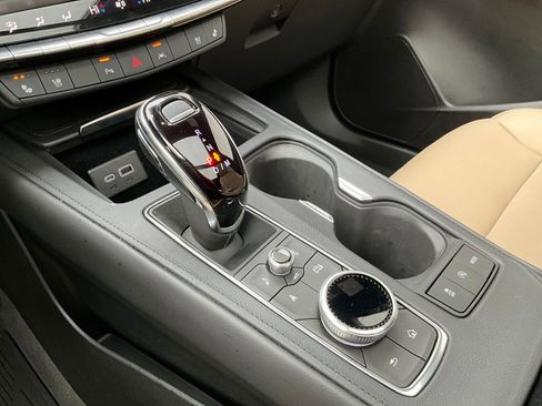 Certified 2024 Cadillac XT4 Premium Luxury w/ Active Safety Package image 35