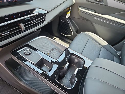 New 2026 Buick Enclave Sport Touring w/ Power Package image 20