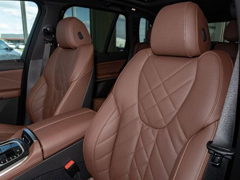 New 2026 BMW X5 xDrive40i AWD/4WD image 8