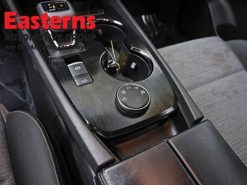 Used 2023 Nissan Rogue SV AWD/4WD image 20