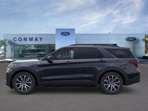 New 2026 Ford Explorer ST-Line RWD image 3