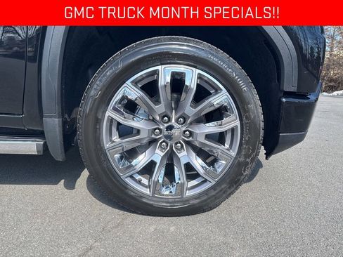 New 2026 GMC Sierra 1500 Denali w/ Denali Reserve Package AWD/4WD image 9