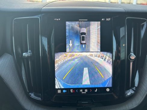 Certified 2025 Volvo XC60 B5 Plus w/ Climate Package image 23