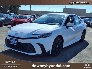 Used 2025 Toyota Camry SE video 1