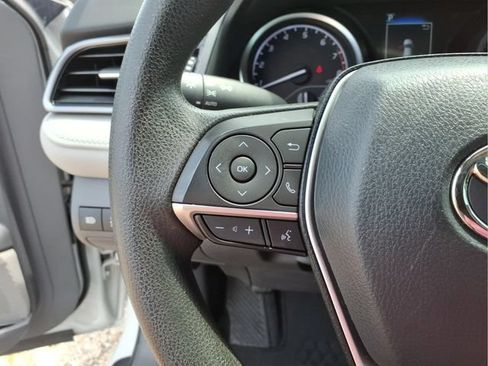 Used 2023 Toyota Camry LE FWD image 16