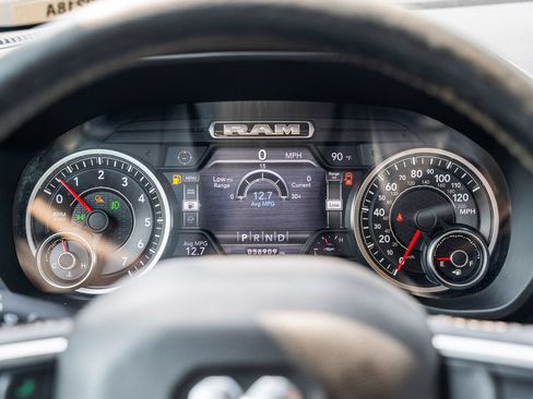 Used 2019 RAM 1500 Big Horn RWD image 23