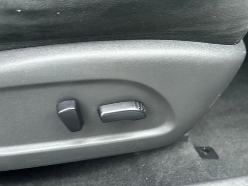 Used 2020 Nissan Murano SV image 32