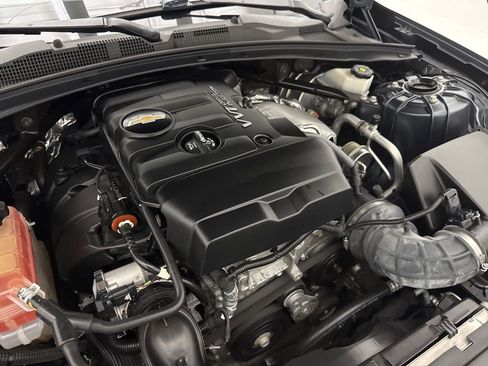 Used 2022 Chevrolet Camaro LT image 40