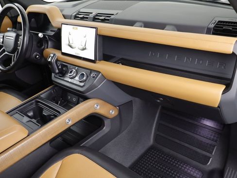 Used 2022 Land Rover Defender 110 X image 21