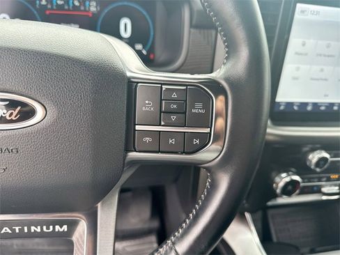 Certified 2022 Ford F150 Platinum w/ Equipment Group 701A High image 33