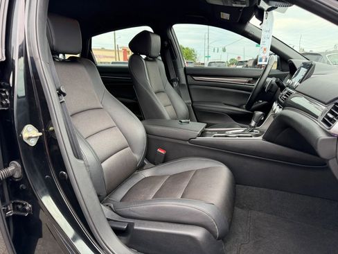 Used 2019 Honda Accord Sport image 10