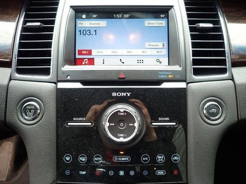 Used 2017 Ford Taurus Limited image 14