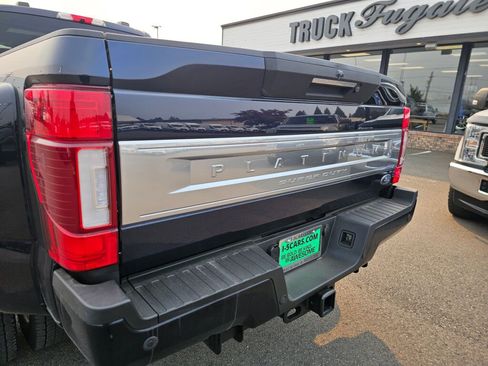 Certified 2022 Ford F450 Platinum w/ FX4 Off-Road Package image 9