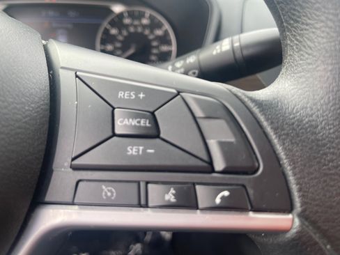 Used 2025 Nissan Altima 2.5 SV image 10