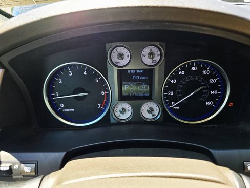 Used 2011 Lexus LX 570 4WD image 13