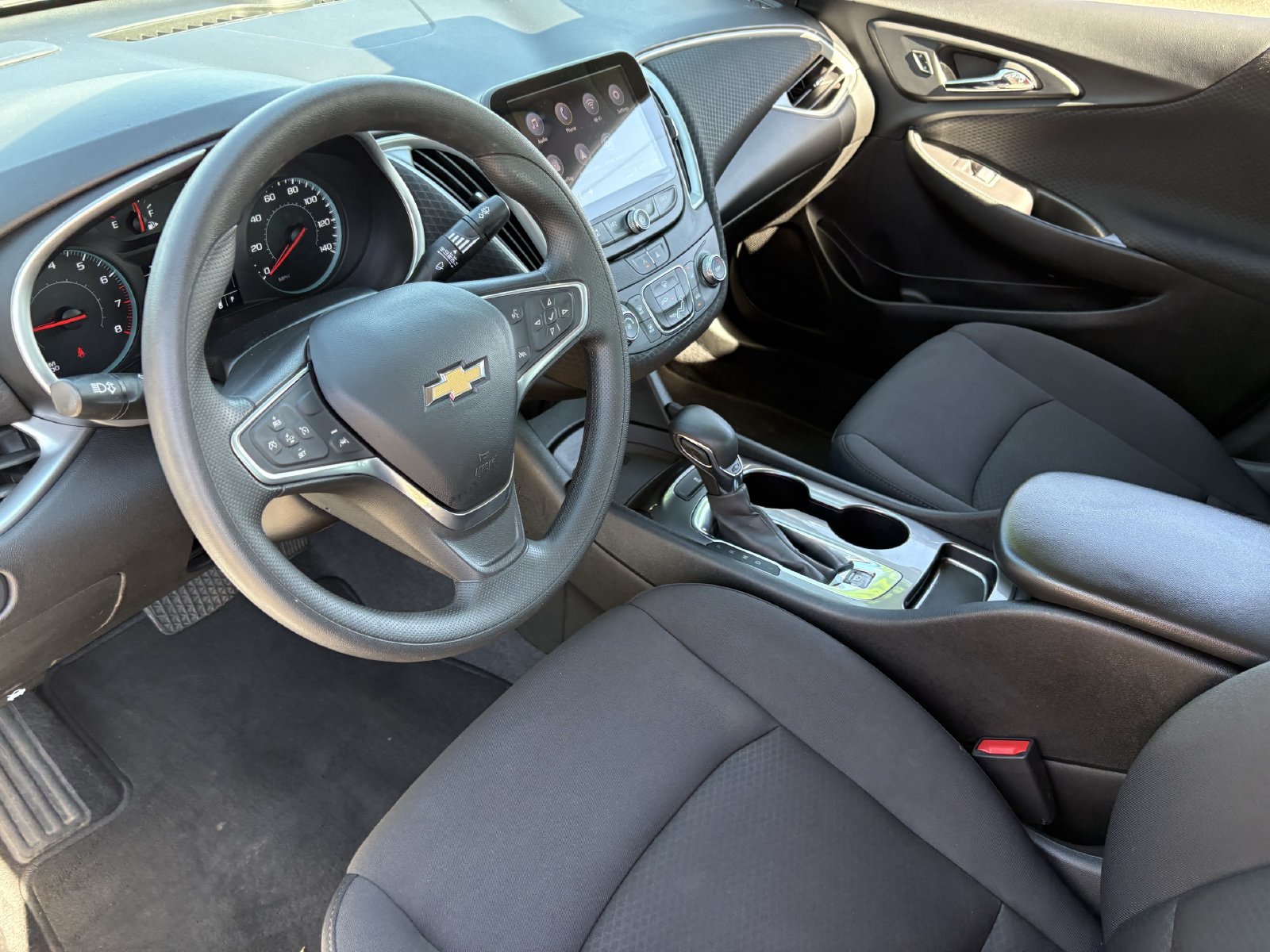 Used 2023 Chevrolet Malibu LS FWD image 23