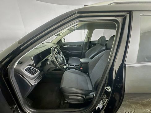 Used 2025 Kia Seltos S image 13