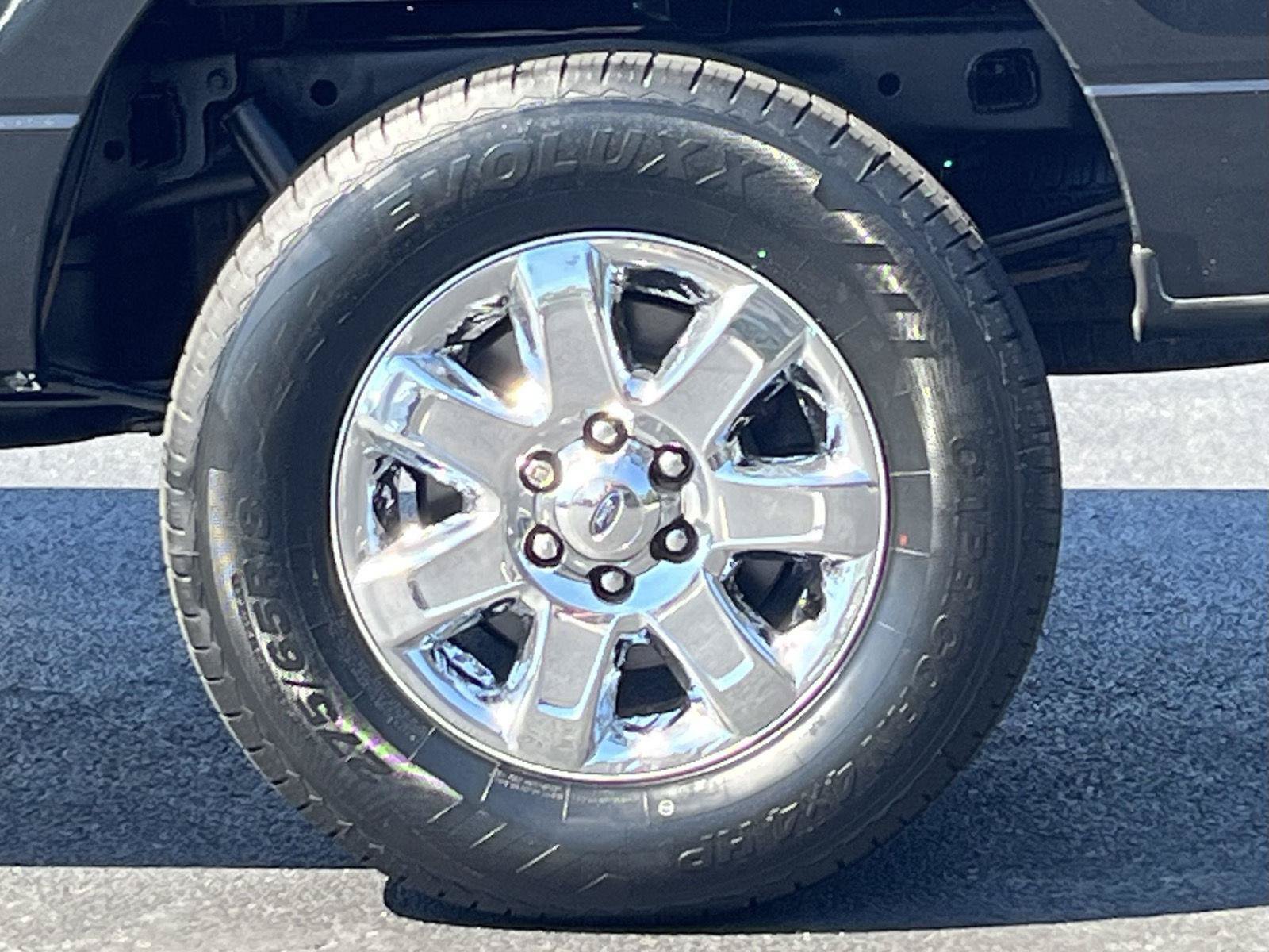 Used 2014 Ford F150 XLT w/ Equipment Group 302A Luxury AWD/4WD image 27