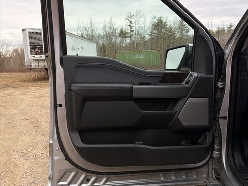 Used 2021 Ford F150 Lariat w/ Equipment Group 502A High image 14