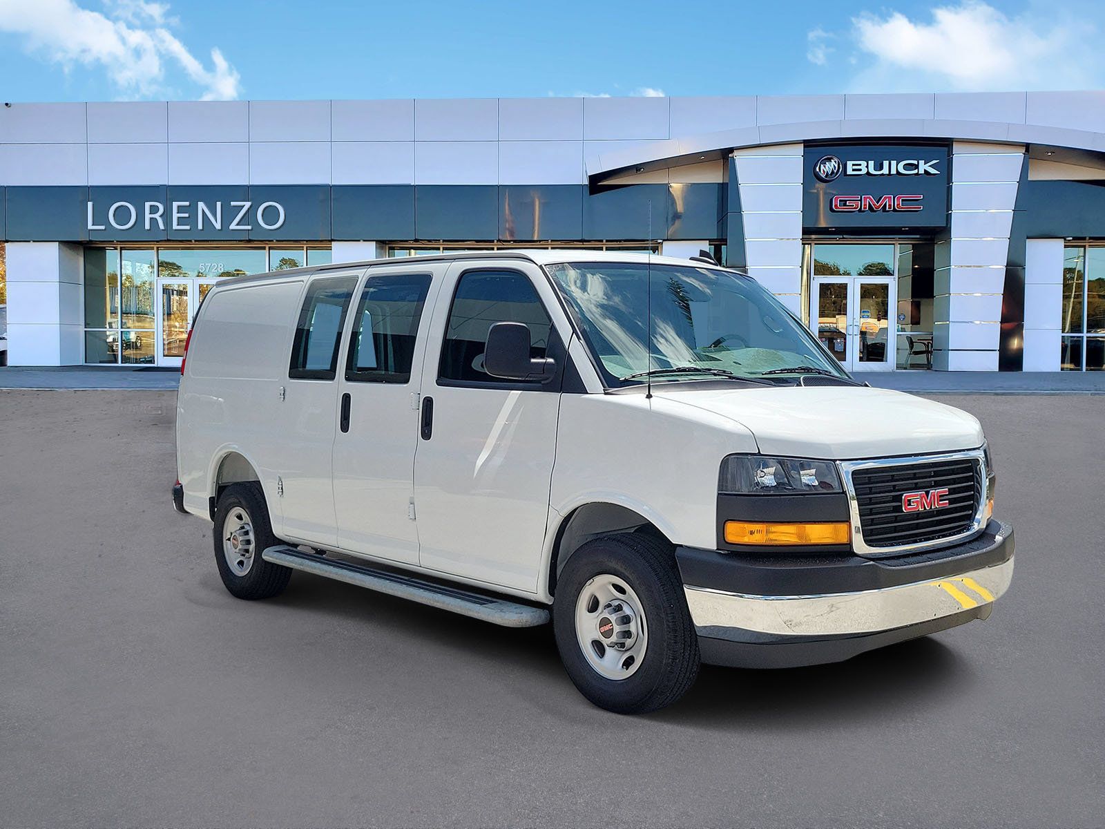 Used 2025 GMC Savana 2500 w/ Driver Convenience Package RWD image 3