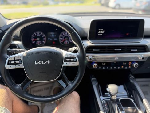 Used 2022 Kia Telluride S image 12