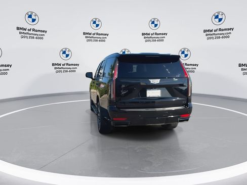 Used 2021 Cadillac Escalade Sport AWD/4WD image 7
