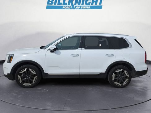 Used 2025 Kia Telluride S image 2