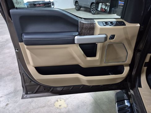 Used 2017 Ford F250 Lariat AWD/4WD image 21