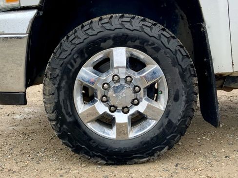 Used 2012 Chevrolet Silverado 3500 W/T image 17