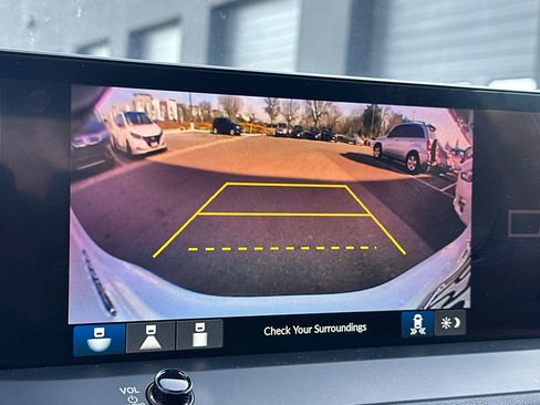 Used 2024 Honda Accord Sport image 27