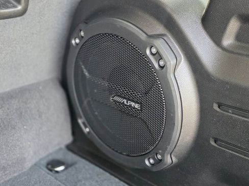 Used 2023 Jeep Wrangler Unlimited Sahara image 13