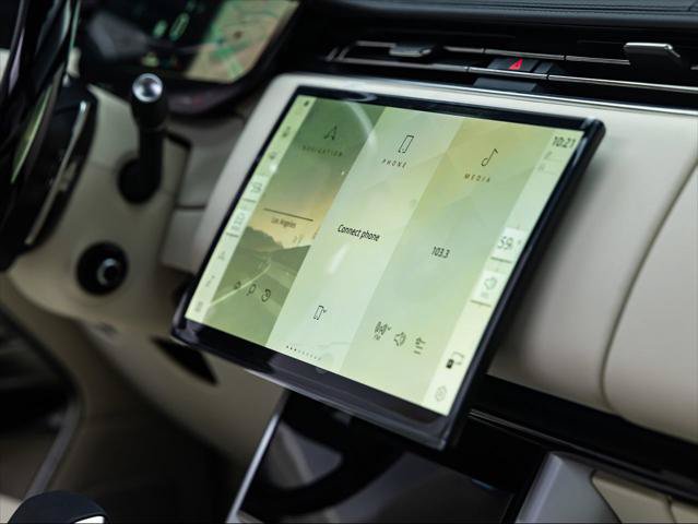 New 2026 Land Rover Range Rover SE AWD/4WD image 30